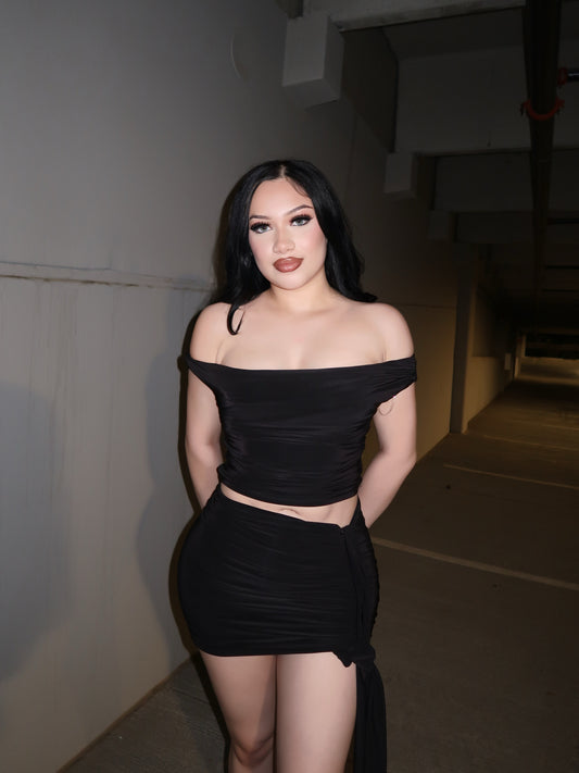 Dark two piece